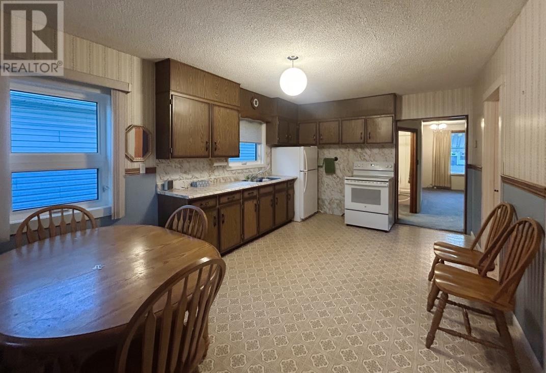 826 Smith Avenue, Fort Frances, Ontario  P9A 2K2 - Photo 4 - TB253420