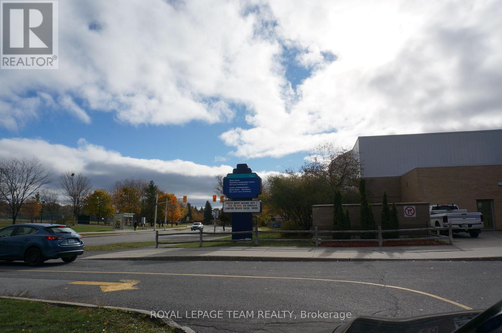 217 - 316 Lorry Greenberg Drive, Ottawa, Ontario  K1T 2P4 - Photo 31 - X12521734