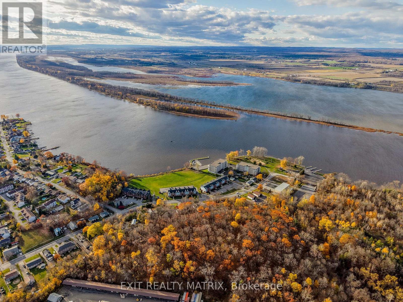 1c - 160 Edwards Street, Clarence-Rockland, Ontario K4K 1H9 - Photo 32 - X12521746