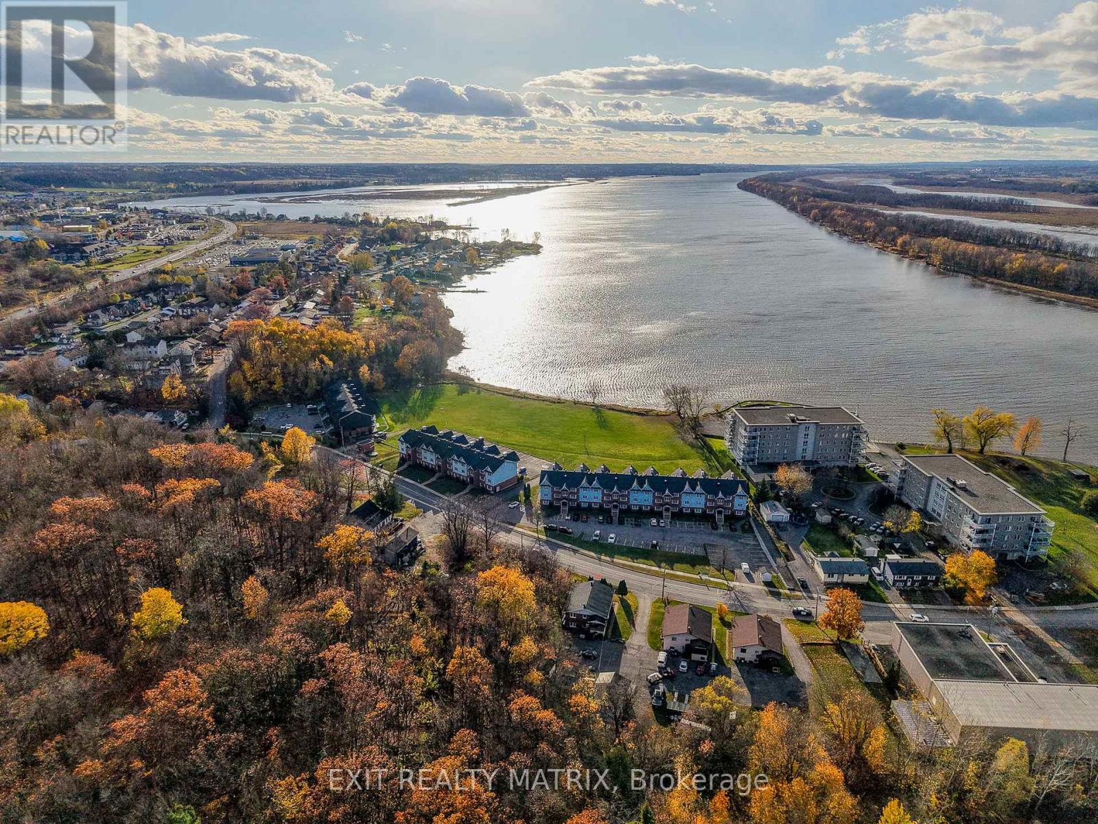 1c - 160 Edwards Street, Clarence-Rockland, Ontario K4K 1H9 - Photo 33 - X12521746