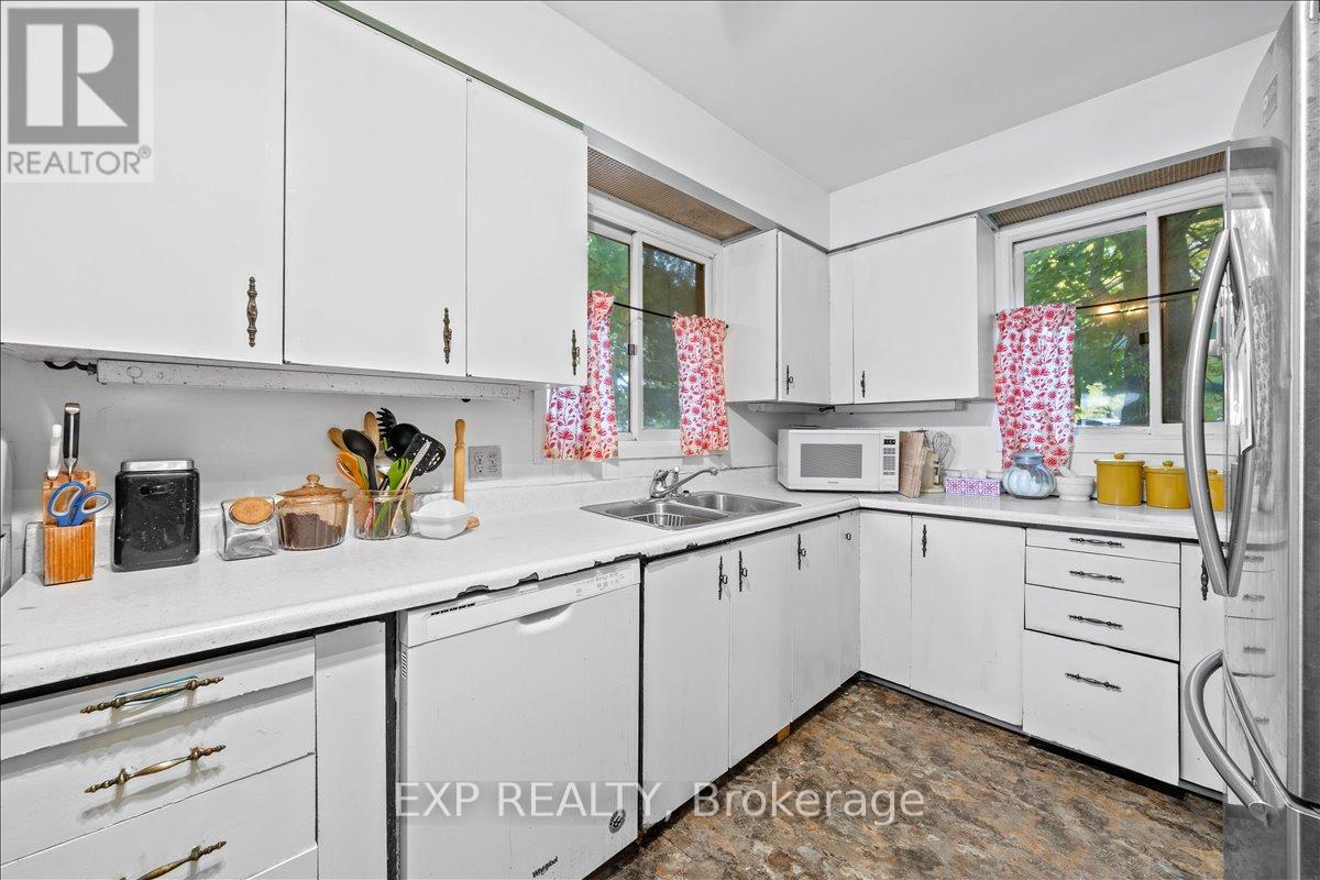 488 Bayview Drive, Ottawa, Ontario  K0A 3M0 - Photo 5 - X12521750