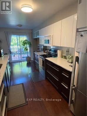 37 Tobermory Crescent, Ottawa, Ontario  K2K 2S2 - Photo 2 - X12521760