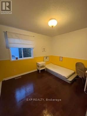 37 Tobermory Crescent, Ottawa, Ontario  K2K 2S2 - Photo 7 - X12521760