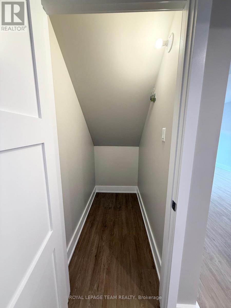 1 - 119 Springfield Road, Ottawa, Ontario  K1M 1C5 - Photo 12 - X12521796