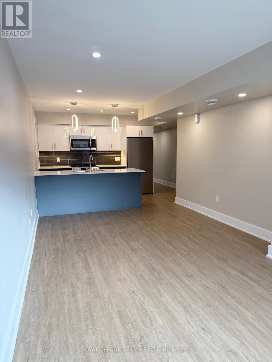 1 - 119 Springfield Road, Ottawa, Ontario  K1M 1C5 - Photo 4 - X12521796