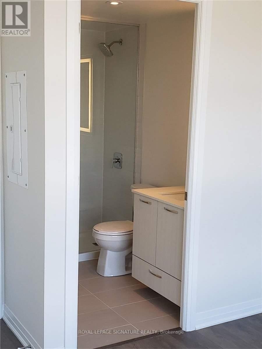 424 - 2301 Danforth Avenue, Toronto, Ontario  M4C 1K5 - Photo 13 - E12521368