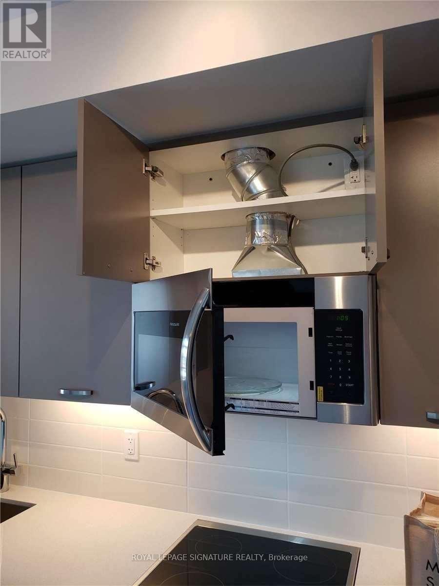 424 - 2301 Danforth Avenue, Toronto, Ontario  M4C 1K5 - Photo 16 - E12521368