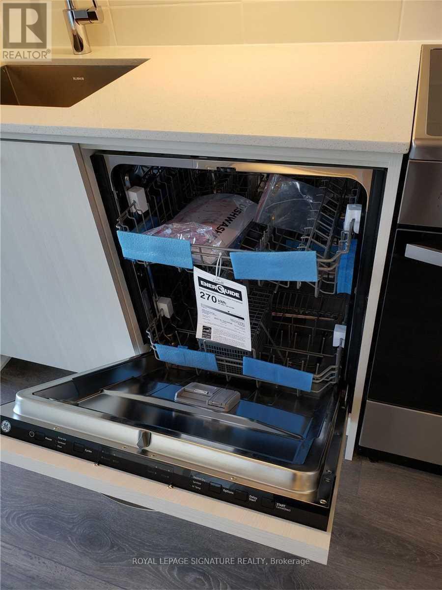 424 - 2301 Danforth Avenue, Toronto, Ontario  M4C 1K5 - Photo 18 - E12521368