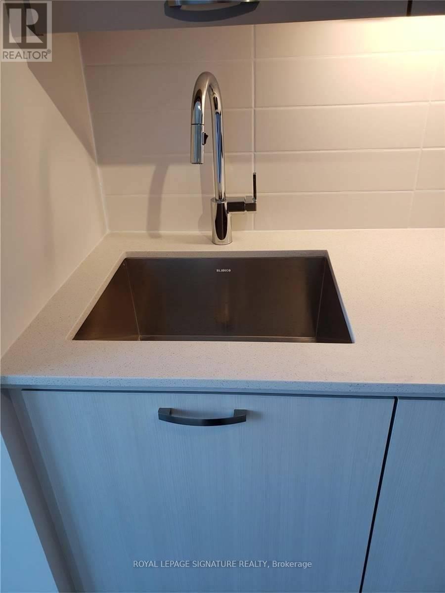 424 - 2301 Danforth Avenue, Toronto, Ontario  M4C 1K5 - Photo 19 - E12521368