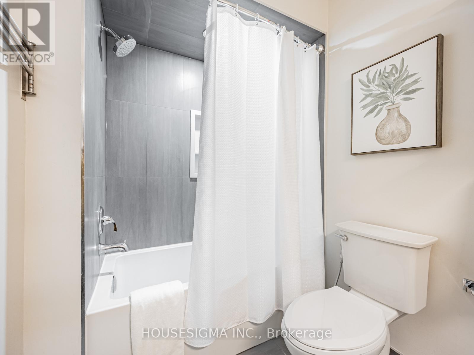 225 - 10 Bassett Boulevard, Whitby, Ontario  L1N 9C8 - Photo 15 - E12521426