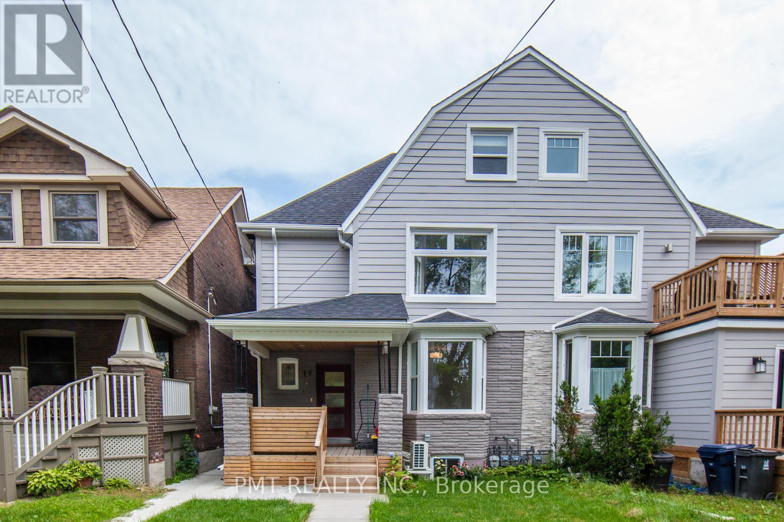 C - 17 LOCKWOOD ROAD, Toronto, Ontario