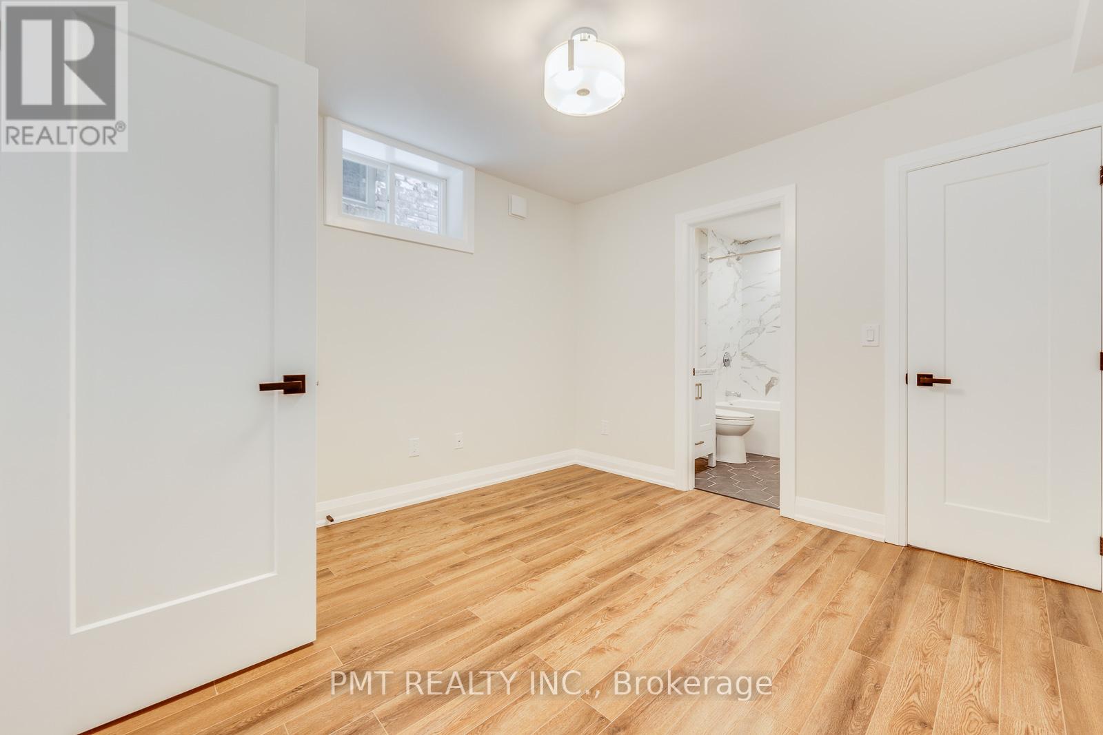 C - 17 Lockwood Road, Toronto, Ontario  M4L 3M7 - Photo 9 - E12521454