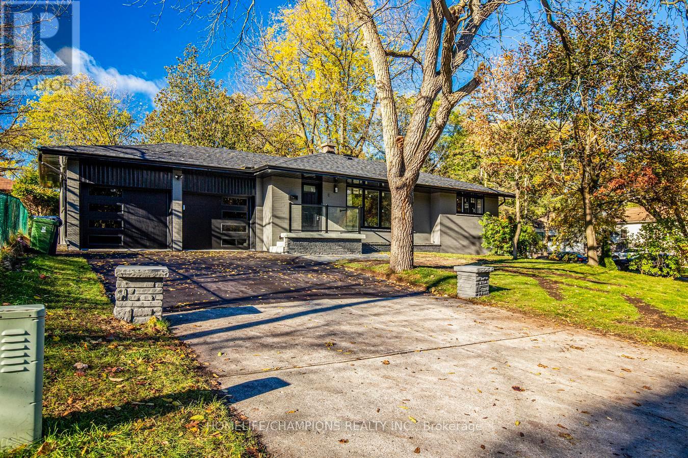 8 FLERIMAC ROAD, toronto (west hill), Ontario