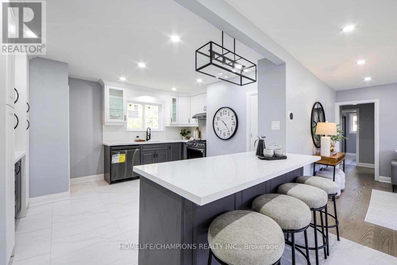 8 Flerimac Road, Toronto (West Hill), Ontario  M1E 4A9 - Photo 14 - E12521590