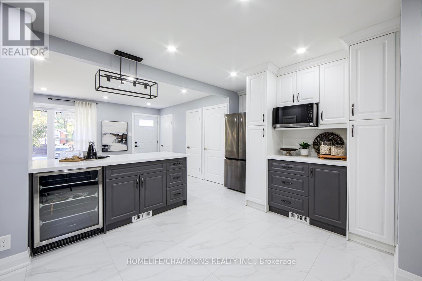 8 Flerimac Road, Toronto (West Hill), Ontario  M1E 4A9 - Photo 19 - E12521590