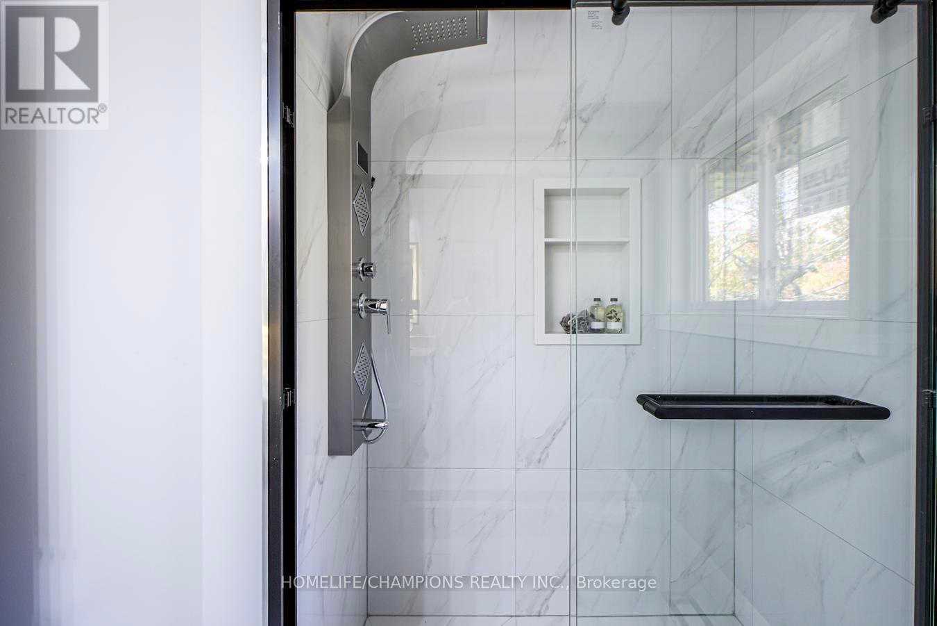 8 Flerimac Road, Toronto (West Hill), Ontario  M1E 4A9 - Photo 29 - E12521590