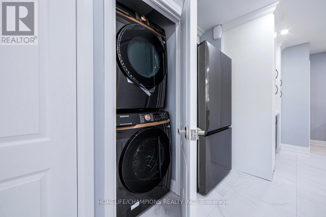 8 Flerimac Road, Toronto (West Hill), Ontario  M1E 4A9 - Photo 31 - E12521590