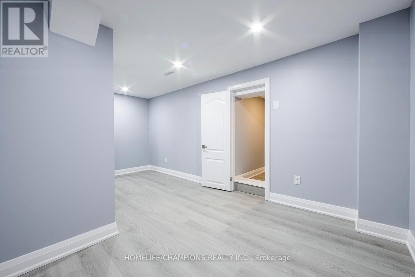 8 Flerimac Road, Toronto (West Hill), Ontario  M1E 4A9 - Photo 41 - E12521590