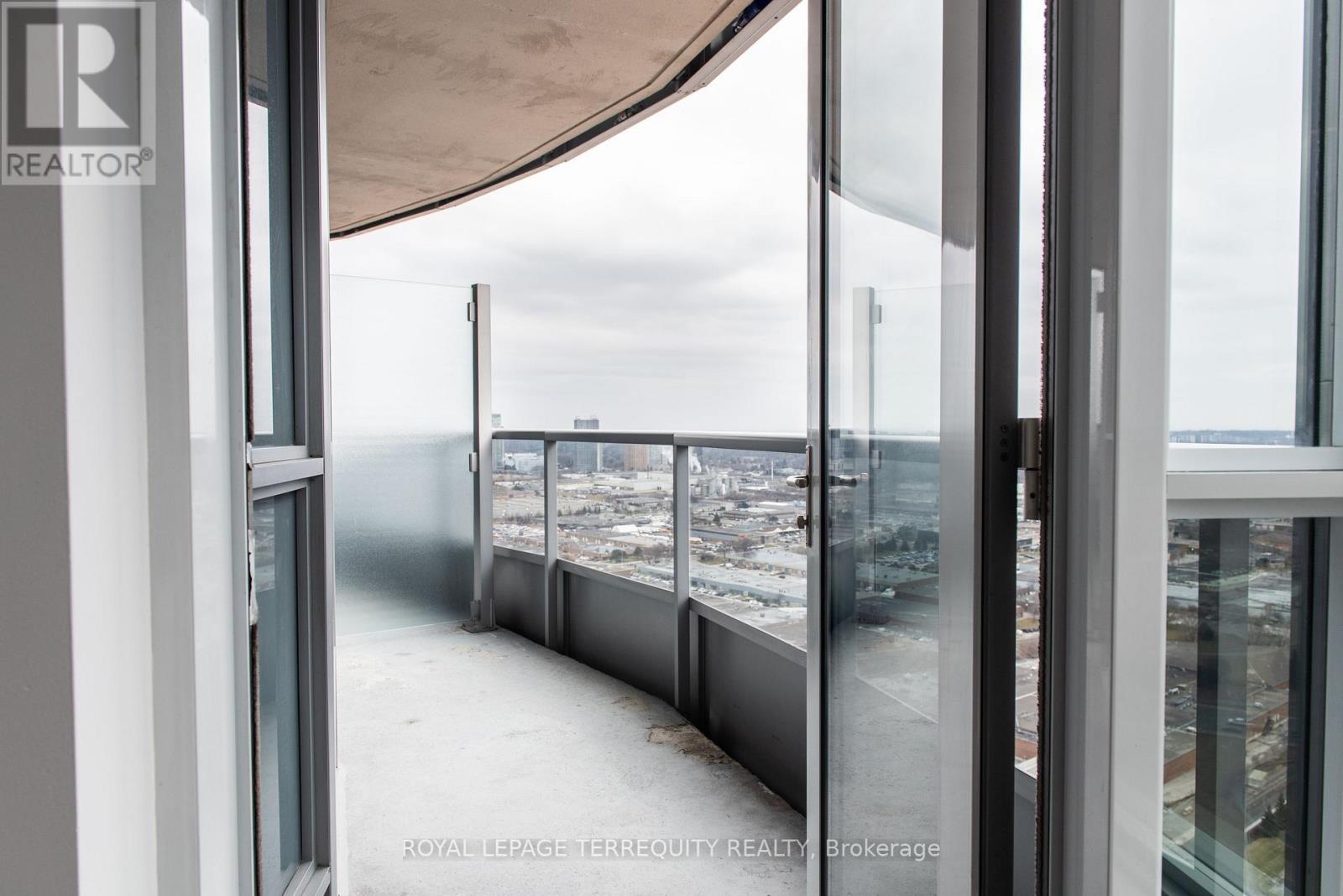 3504 - 125 Village Green Square, Toronto, Ontario  M1S 0G3 - Photo 3 - E12521608