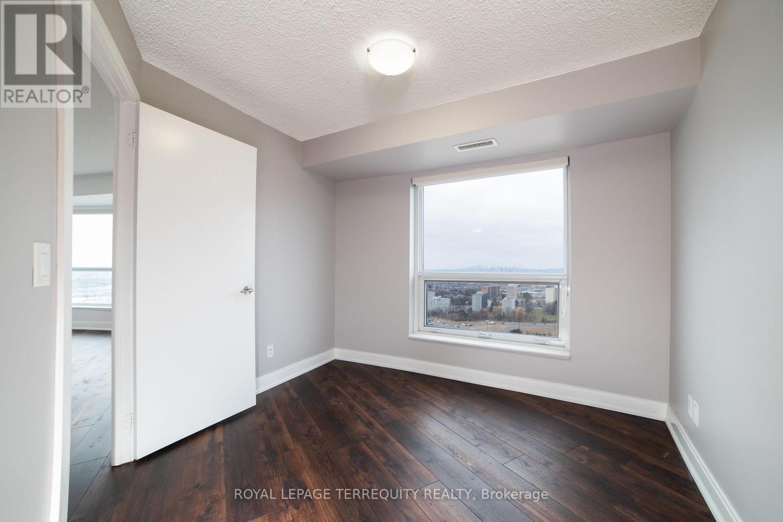 3504 - 125 Village Green Square, Toronto, Ontario  M1S 0G3 - Photo 7 - E12521608