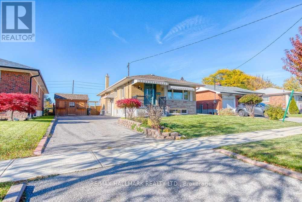 Main - 8 Brantwood Drive, Toronto, Ontario  M1H 2G6 - Photo 2 - E12521642