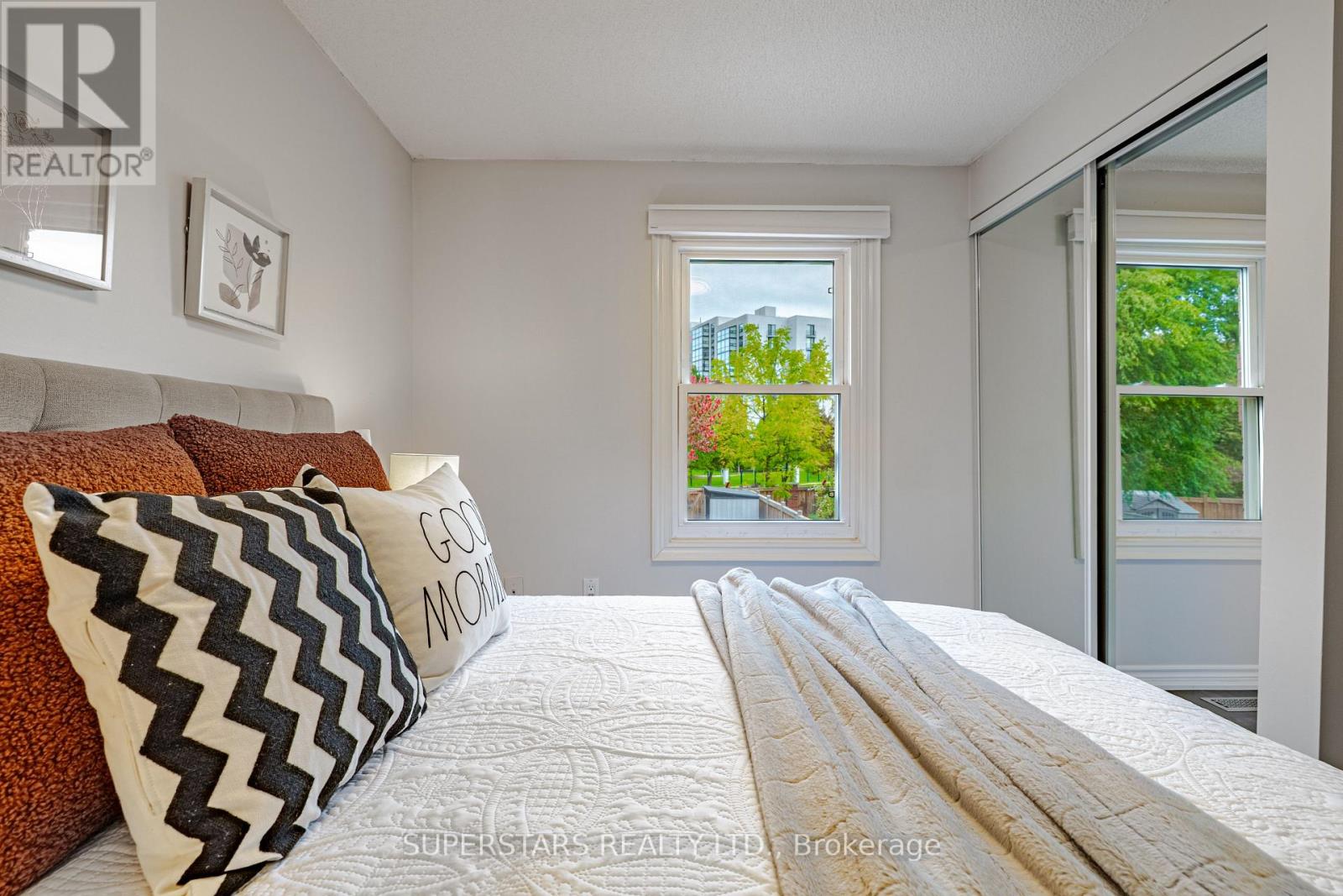 7 Steepleview Crescent, Richmond Hill, Ontario  L4C 9R1 - Photo 14 - N12521364