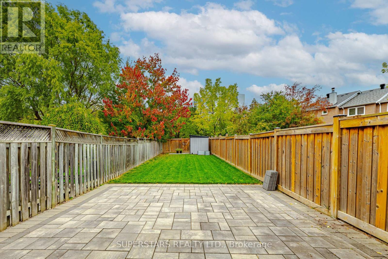 7 Steepleview Crescent, Richmond Hill, Ontario  L4C 9R1 - Photo 6 - N12521364