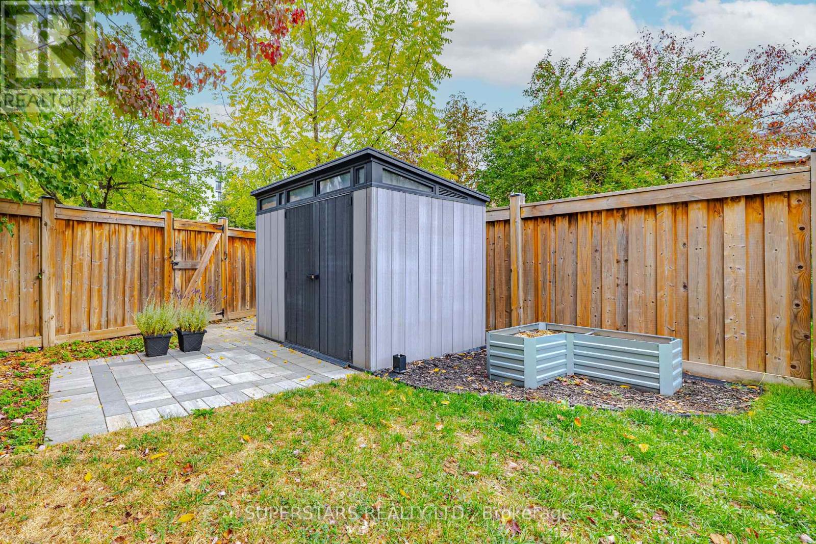 7 Steepleview Crescent, Richmond Hill, Ontario  L4C 9R1 - Photo 8 - N12521364