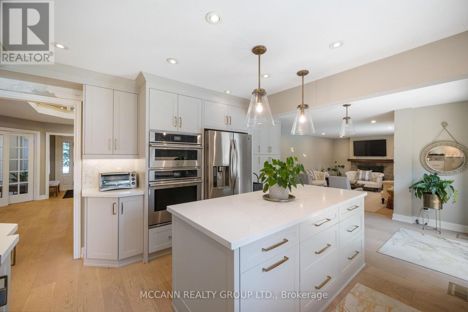 5 Waverley Crescent, Richmond Hill, Ontario  L4C 8Z5 - Photo 11 - N12521410