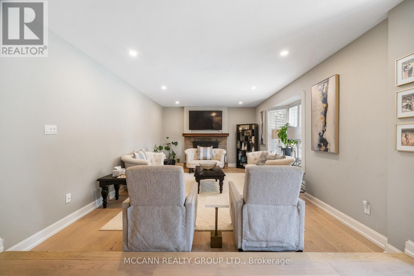 5 Waverley Crescent, Richmond Hill, Ontario  L4C 8Z5 - Photo 14 - N12521410