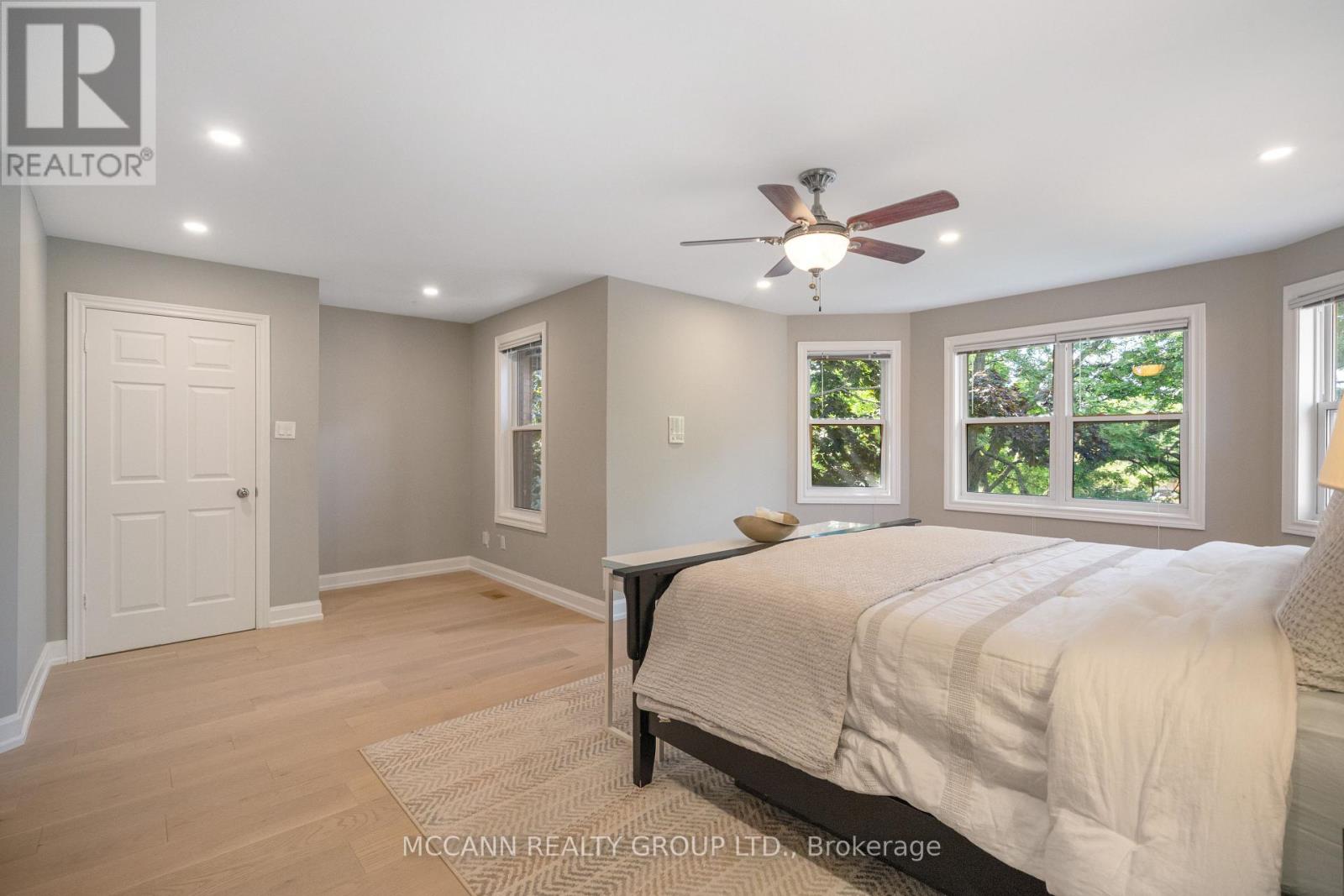 5 Waverley Crescent, Richmond Hill, Ontario  L4C 8Z5 - Photo 20 - N12521410