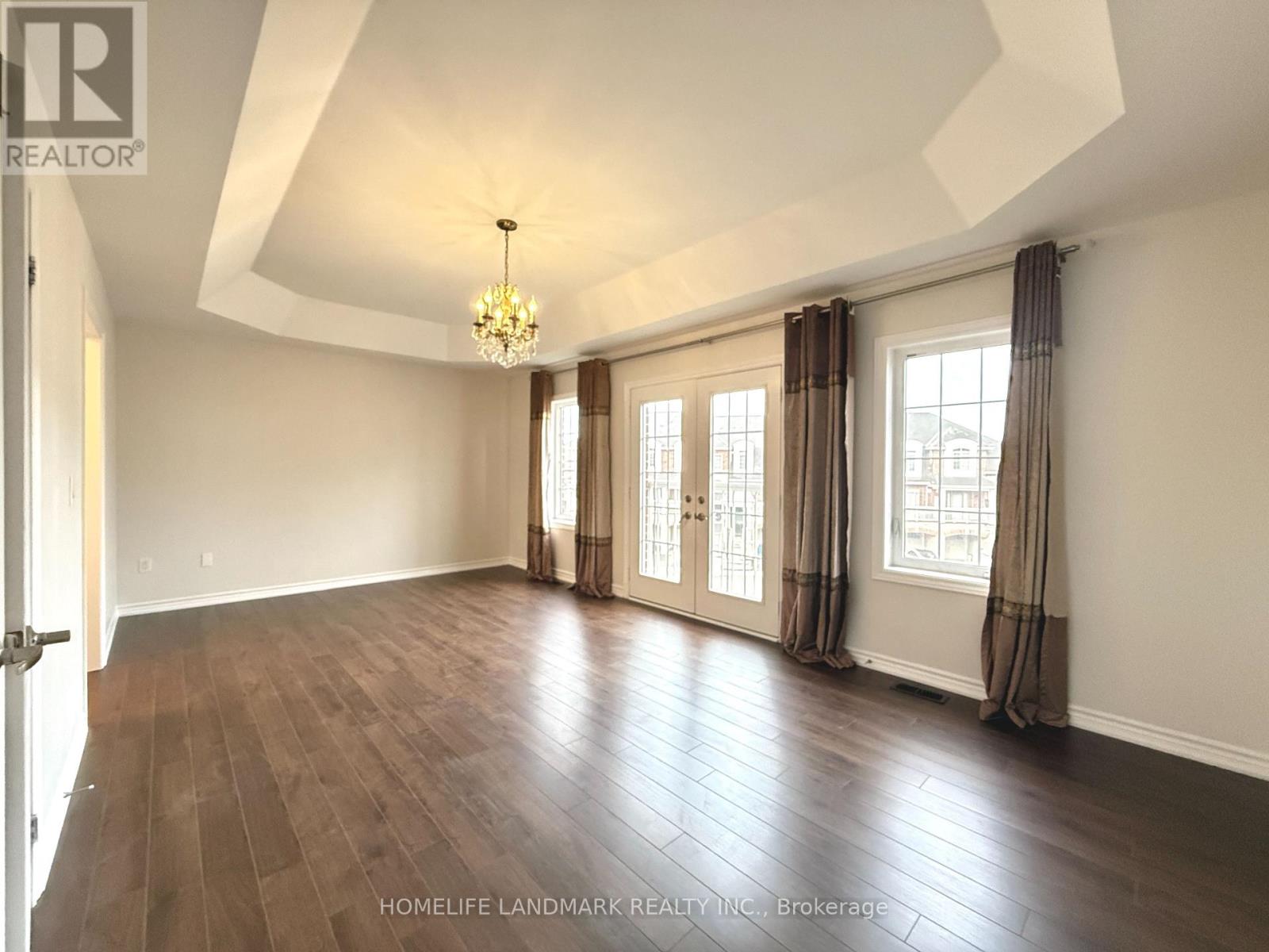 118 Livante Court, Markham, Ontario  L6C 0T8 - Photo 18 - N12521450