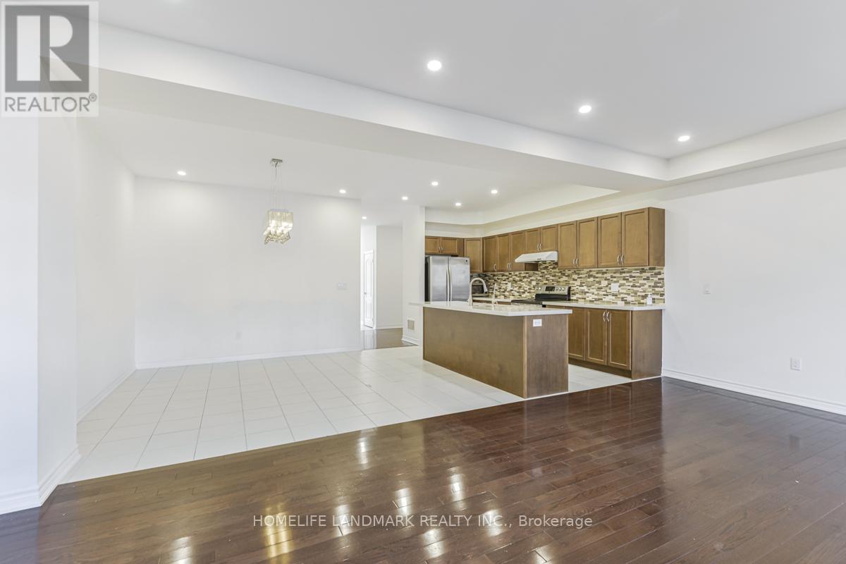 118 Livante Court, Markham, Ontario  L6C 0T8 - Photo 7 - N12521450