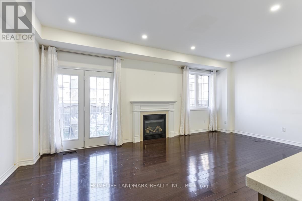 118 Livante Court, Markham, Ontario  L6C 0T8 - Photo 9 - N12521450