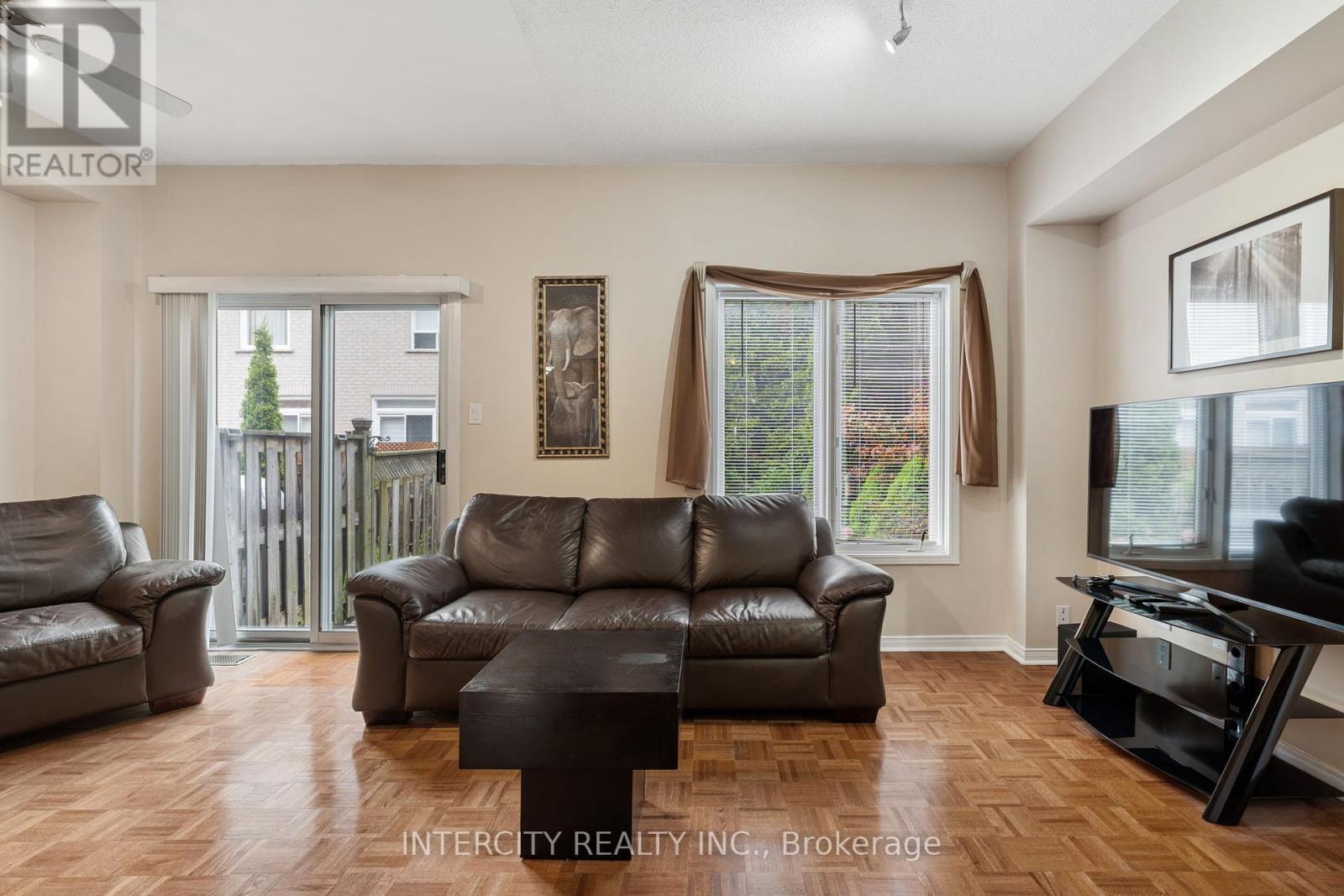 17 - 15 Pottery Place, Vaughan, Ontario  L4L 9J6 - Photo 17 - N12521456