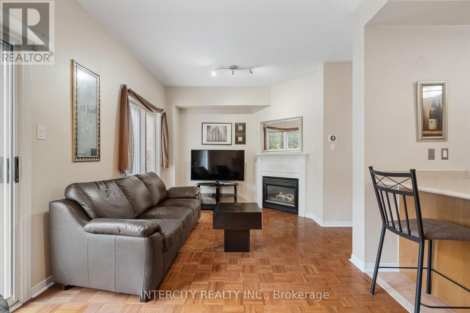 17 - 15 Pottery Place, Vaughan, Ontario  L4L 9J6 - Photo 21 - N12521456