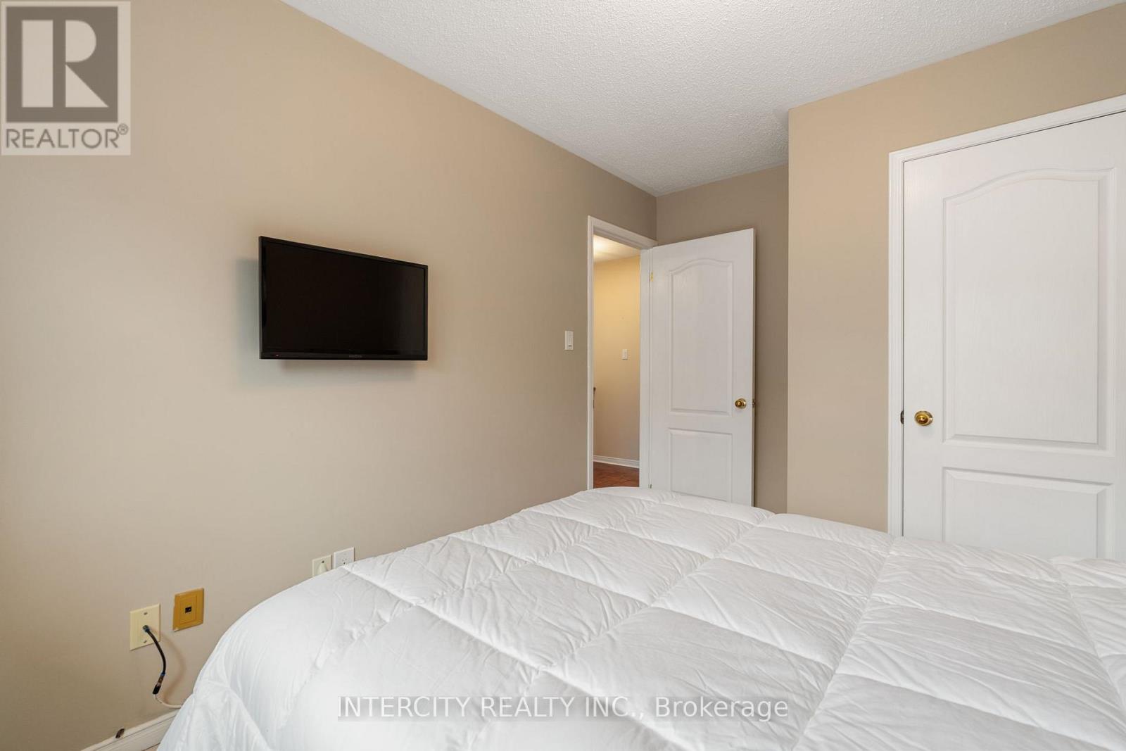 17 - 15 Pottery Place, Vaughan, Ontario  L4L 9J6 - Photo 29 - N12521456