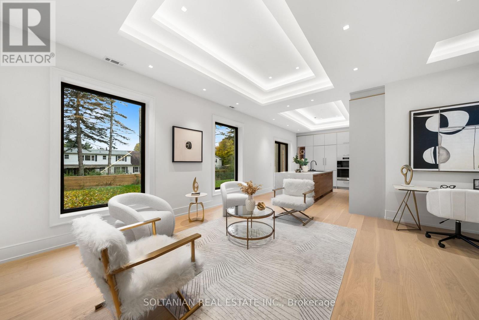 98 Babcombe Drive, Markham, Ontario  L3T 1N1 - Photo 4 - N12521506