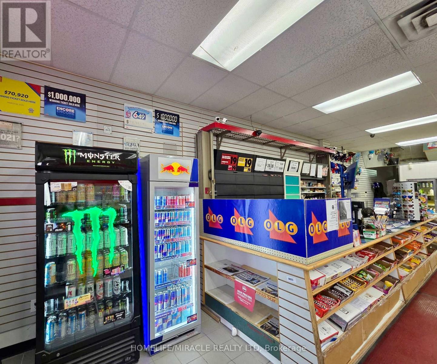 B02 - 15440 Bayview Avenue, Aurora, Ontario  L4J 7J1 - Photo 3 - N12521528