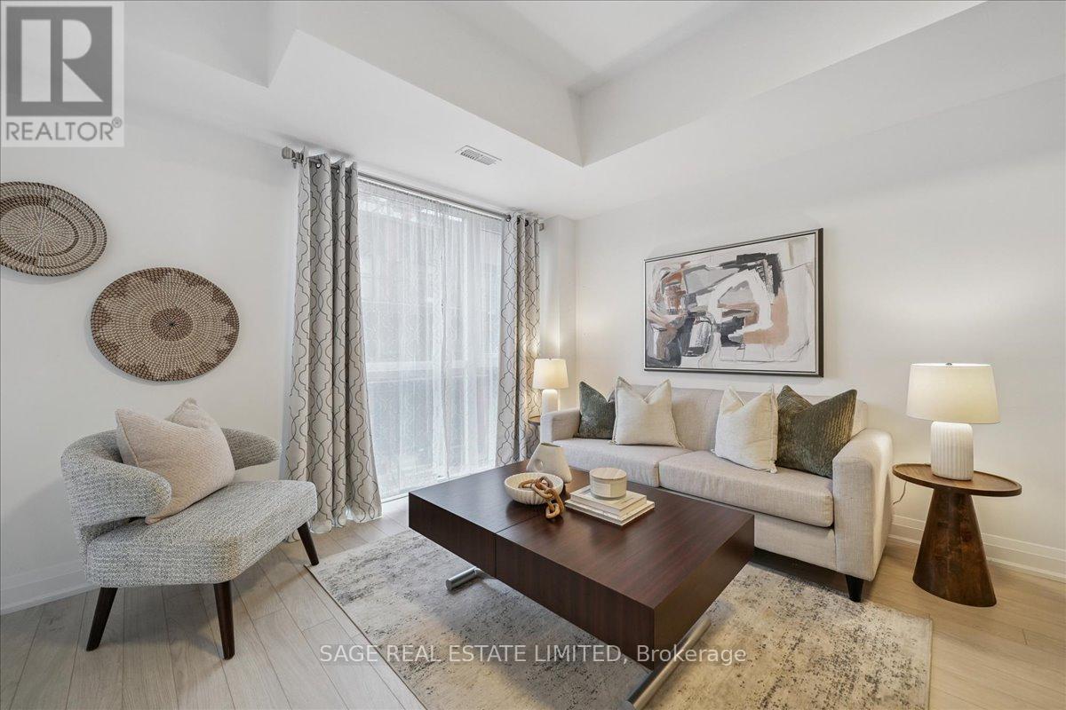 203 - 56 Coles Avenue, Vaughan, Ontario  L4L 0J1 - Photo 4 - N12521564