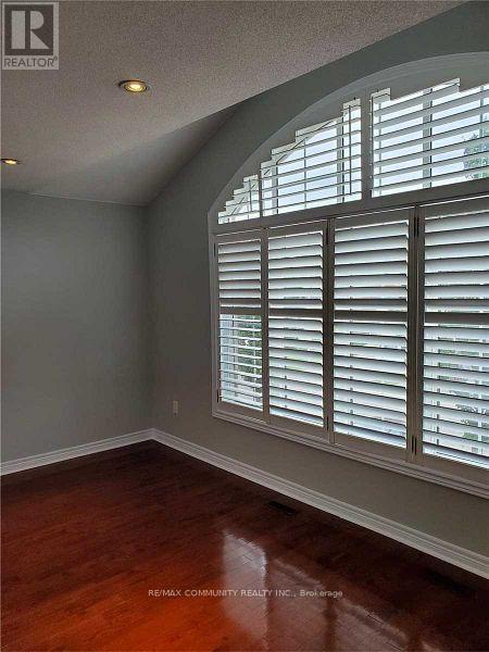 27 Lena Drive, Richmond Hill, Ontario  L4S 2V4 - Photo 10 - N12521610