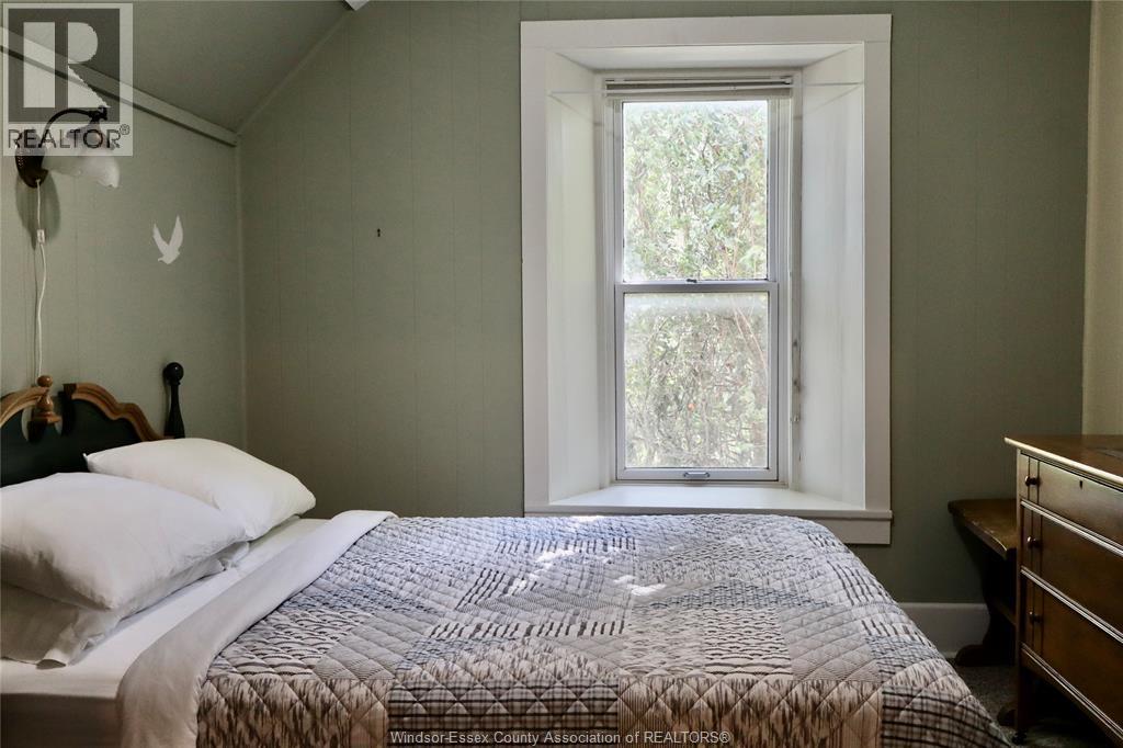 933 West Shore Road, Pelee Island, Ontario N0R 1M0 - Photo 10 - 25028332