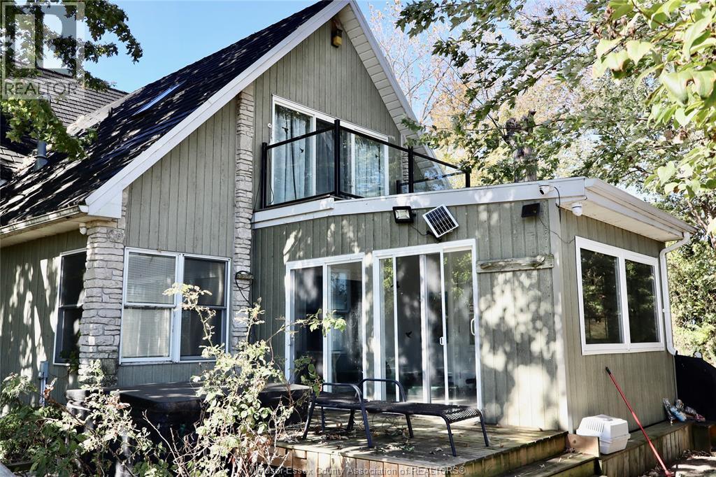 933 West Shore Road, Pelee Island, Ontario N0R 1M0 - Photo 15 - 25028332