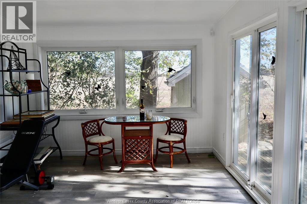 933 West Shore Road, Pelee Island, Ontario N0R 1M0 - Photo 16 - 25028332