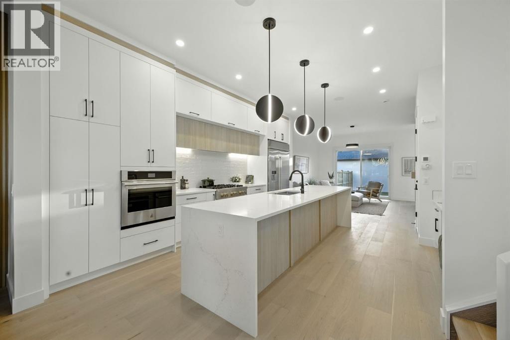 3017 36 Street Sw, Calgary, Alberta  T3E 3A2 - Photo 12 - A2250640