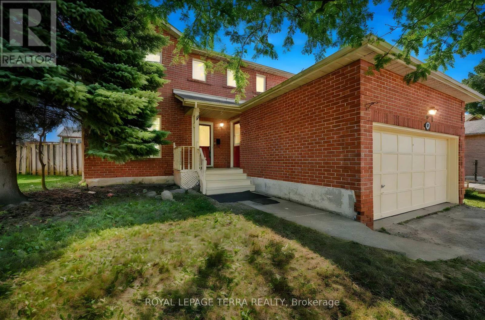 67 LIVINGSTONE STREET W, Barrie, Ontario