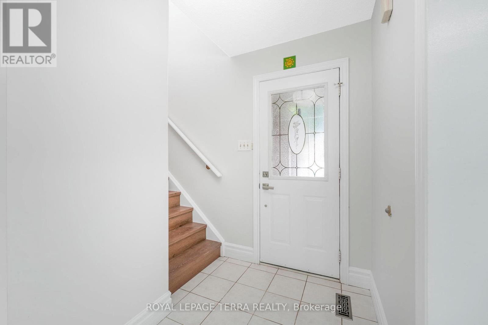 67 Livingstone Street W, Barrie, Ontario  L4N 7J2 - Photo 13 - S12521622