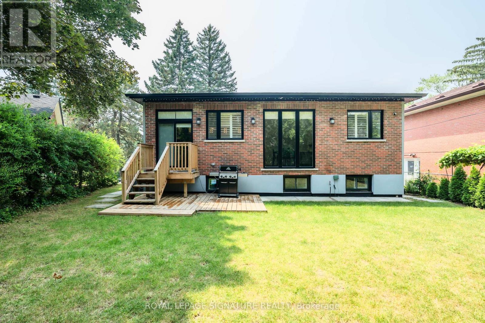 188 Sweeney Drive, Toronto, Ontario  M4A 1V4 - Photo 19 - C12510296