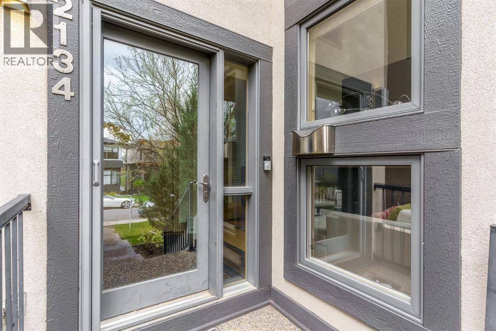 2134 30 Avenue Sw, Calgary, Alberta  T2T 1R4 - Photo 3 - A2253340