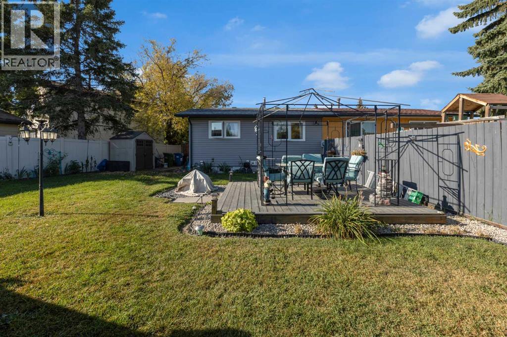 31 Rundlelawn Court Ne, Calgary, Alberta  T1Y 3H3 - Photo 2 - A2259348